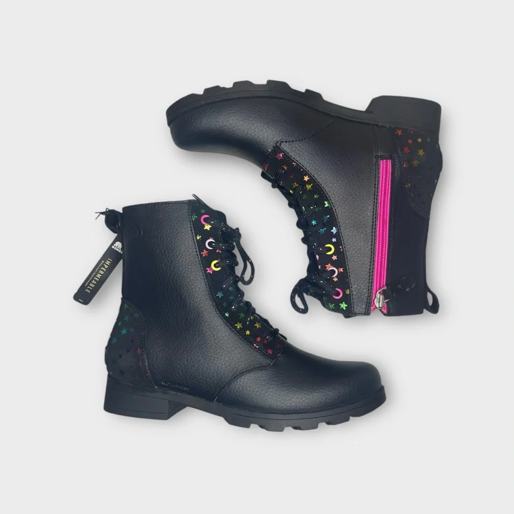 Sorel Emilie Short Lace Star Pattern Black Waterproof Boots